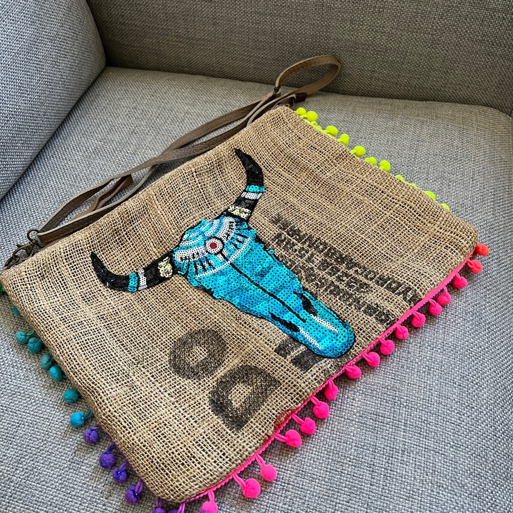 Laptop bag with shoulder straps